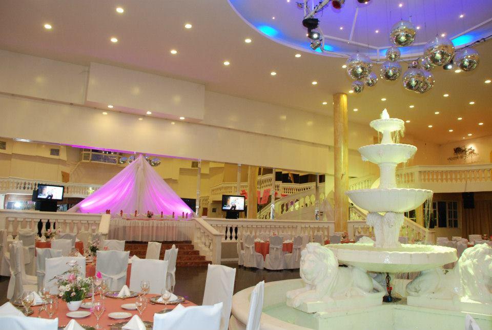 SALON DE FIESTAS NOCHE DE SUEÑOS