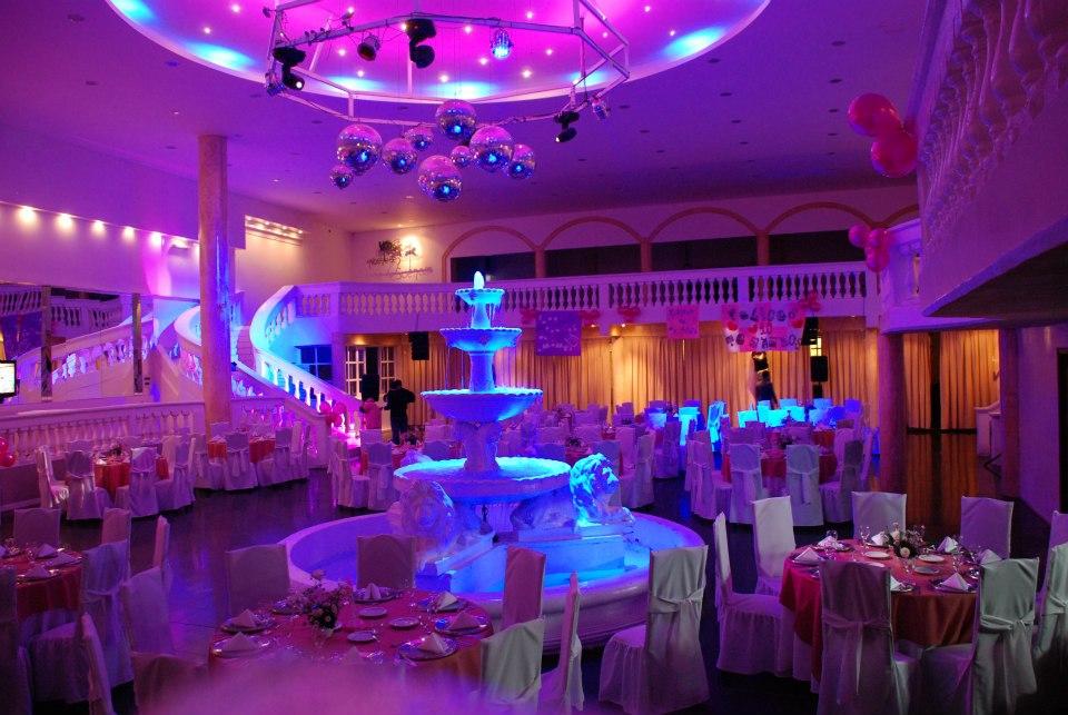 SALON DE FIESTAS NOCHE DE SUEÑOS