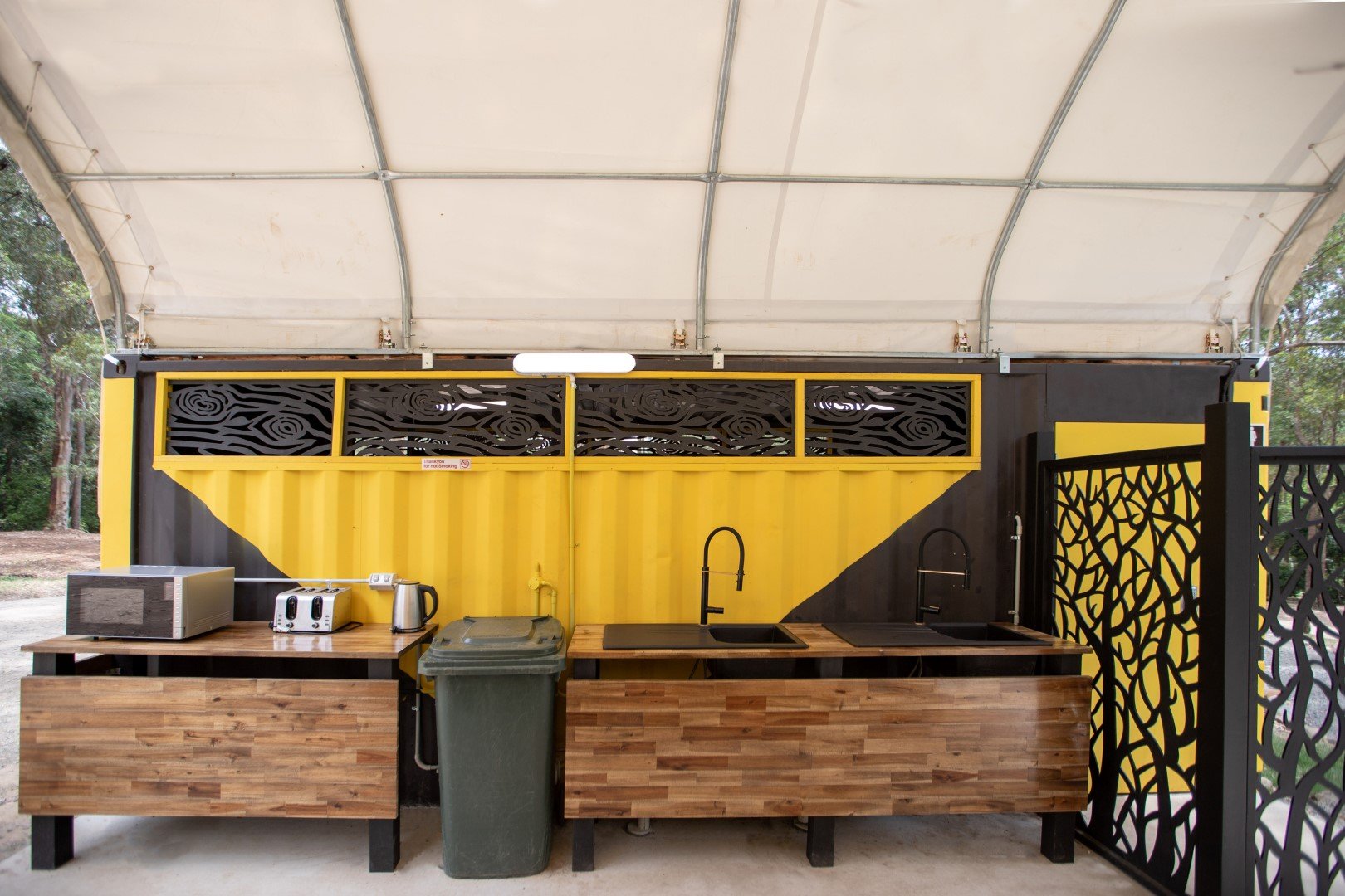 Tamborine Mountain Caravan, Camping & Glamping at Thunderbird Park