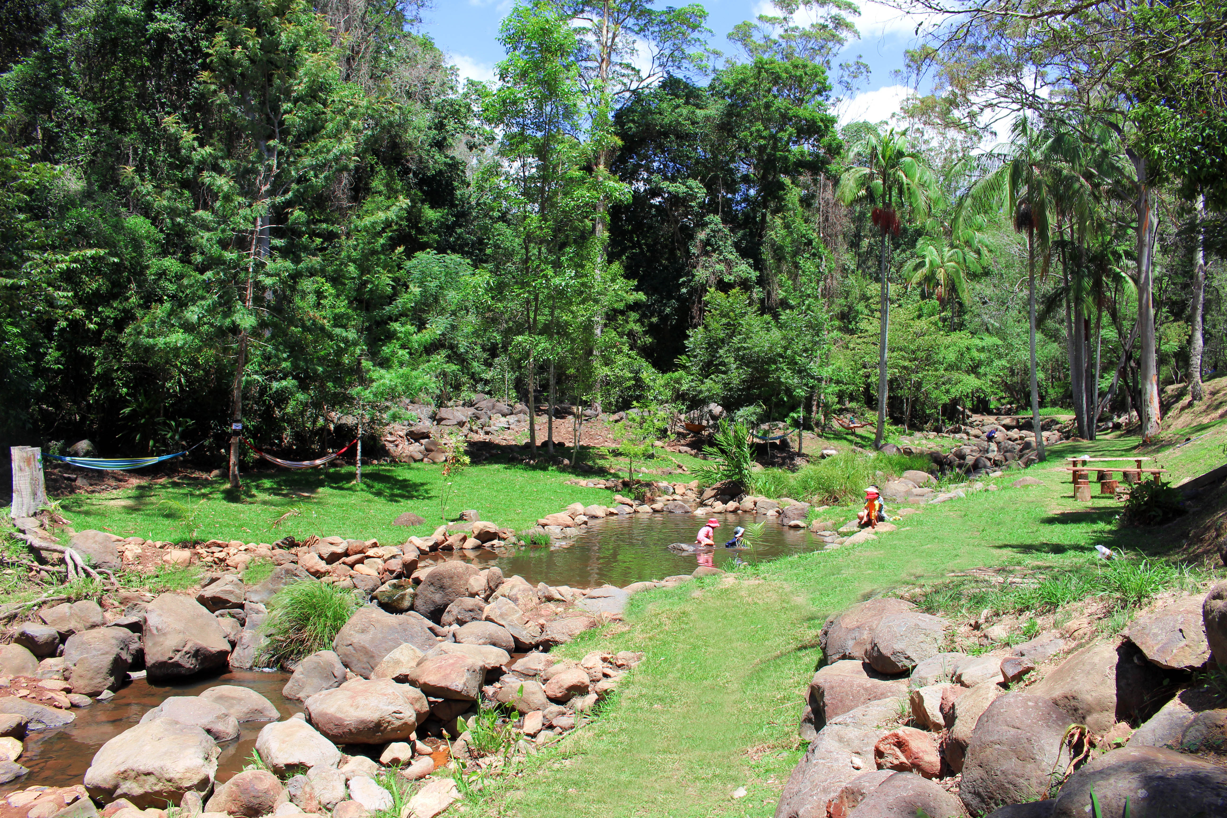 Swimming Rock Pools Mount Tamborine Thunderbird Park