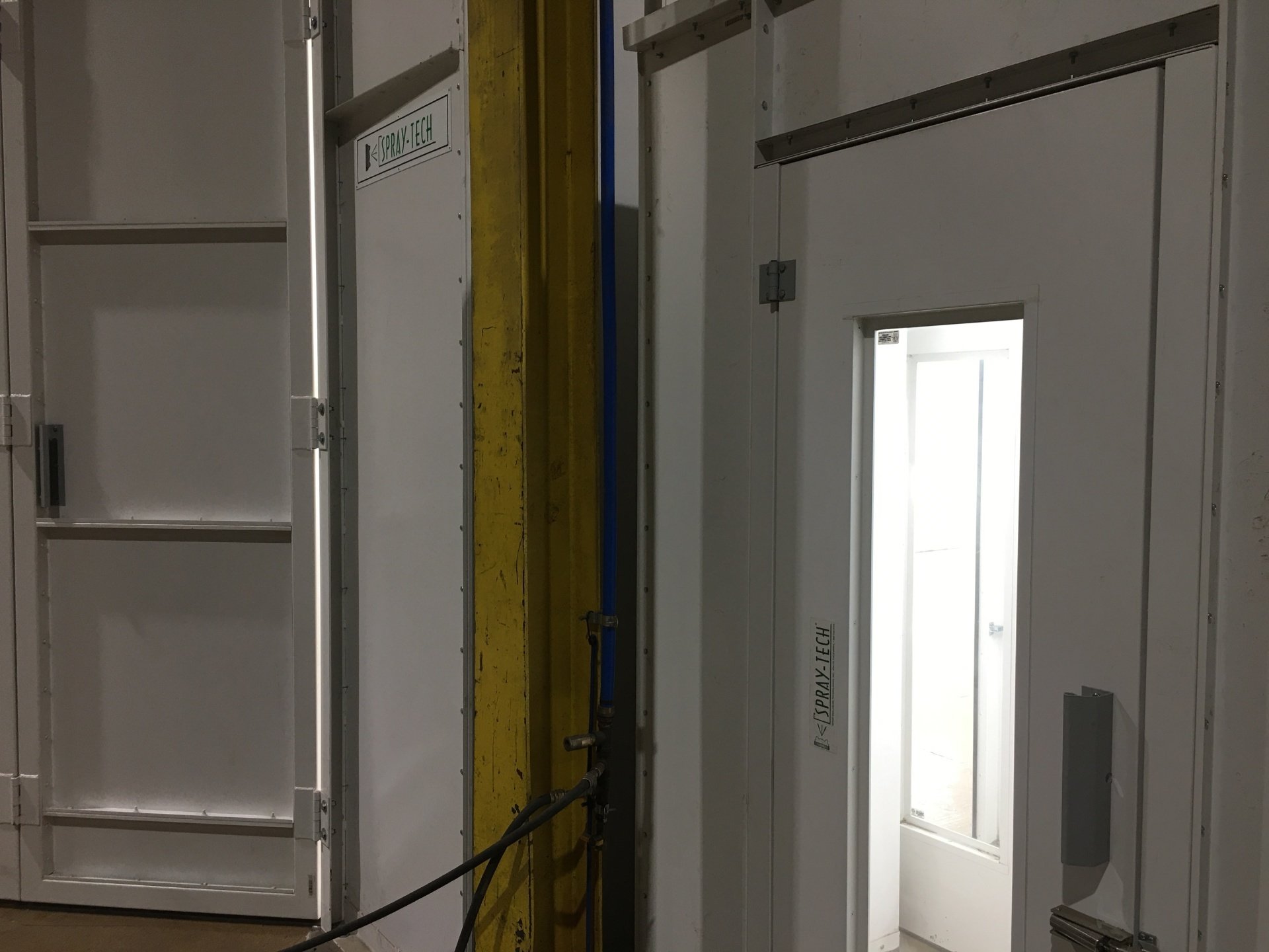 Full Service Body Shop Chicago, IL The Wrench Truck & Trailer