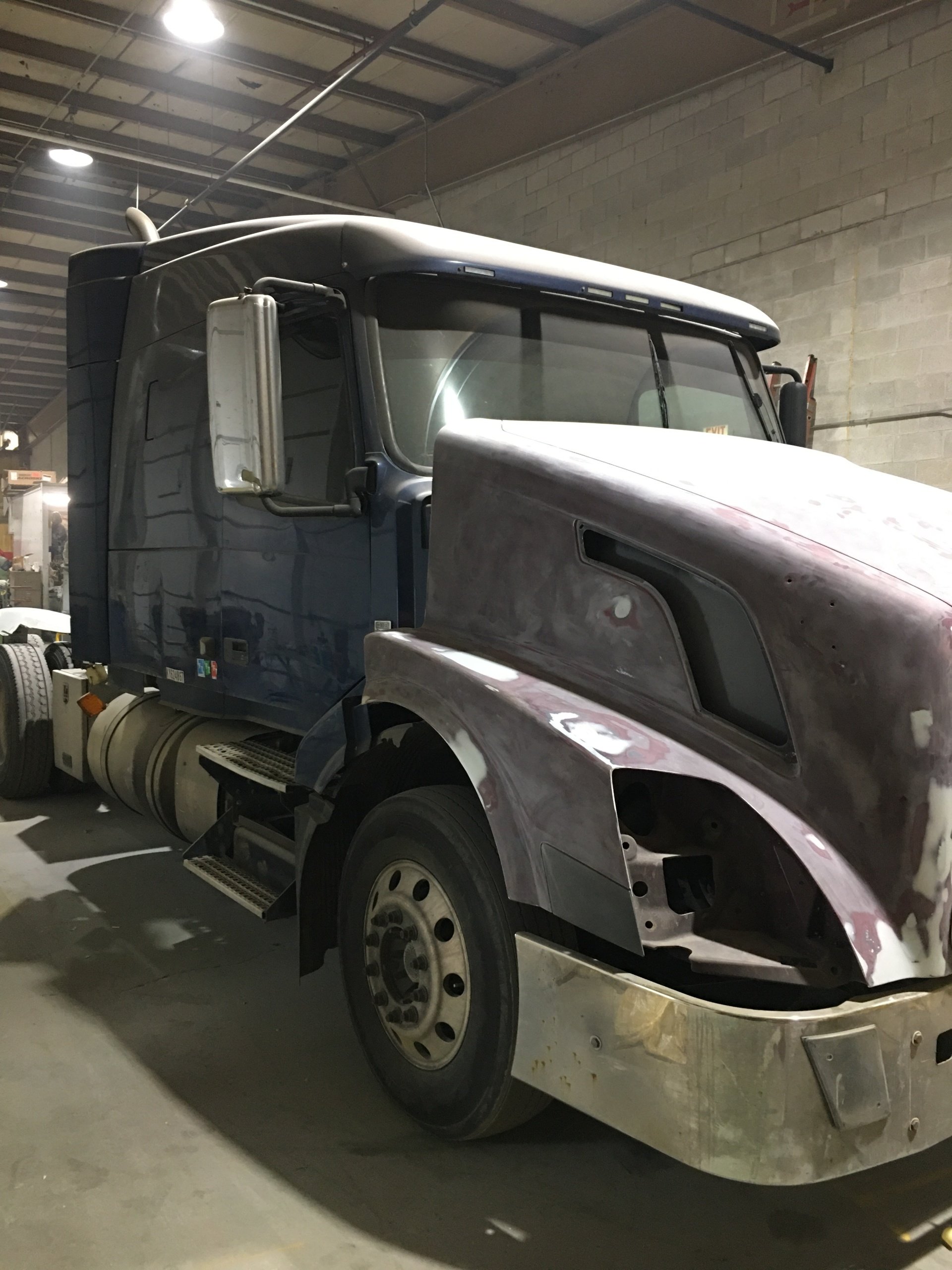 Full Service Body Shop Chicago, IL The Wrench Truck & Trailer