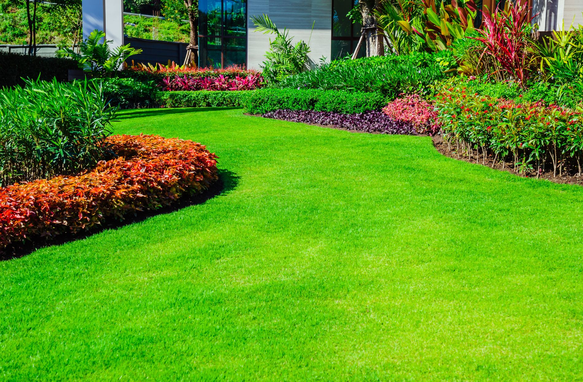 Lawn Services in Festus, MO Cardinal Lawn Care LLC