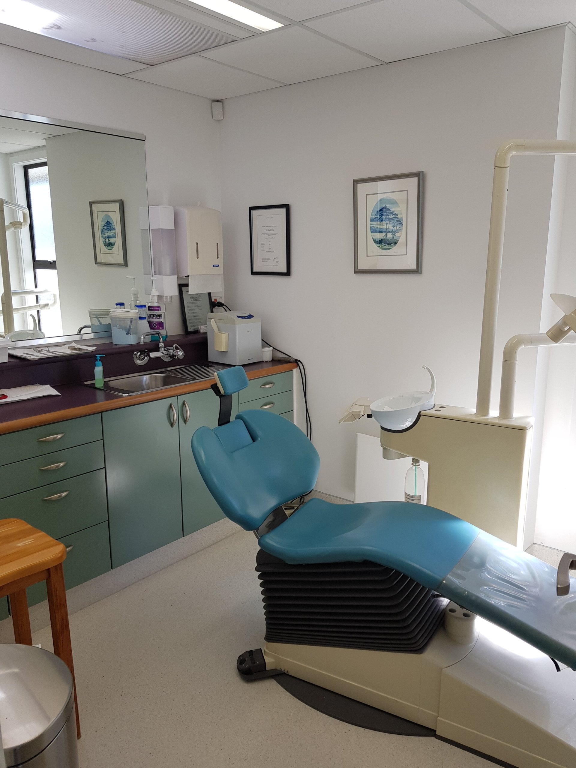 Denture service Dunedin South Dunedin Dental Laboratory