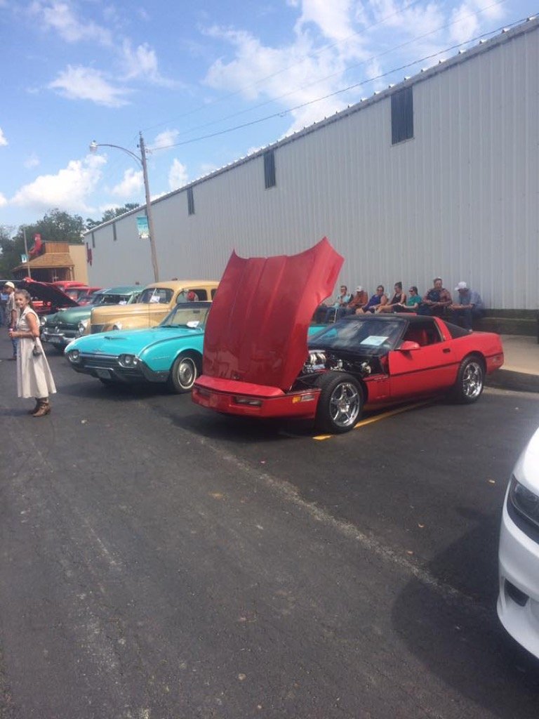 Old Settler's Picnic Sheldon Park Apartments