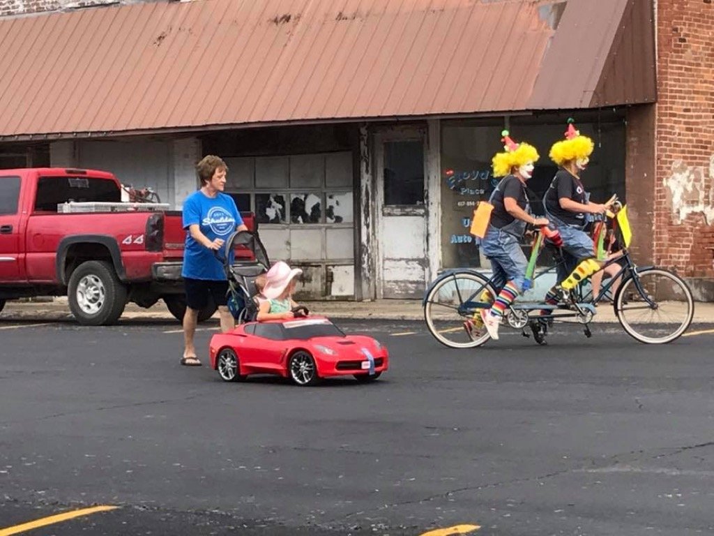 Old Settler's Picnic Sheldon Park Apartments