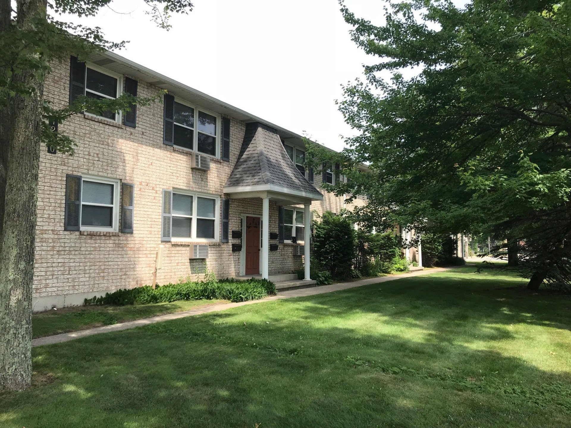 Gateway Real Estate Management, LLC | North Aire Apartments Gateway Real Estate Management, LLC | North Aire Apartments