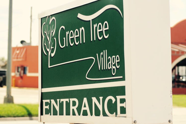 Green Tree Village Apartments Gallery Greentree Village, LLC