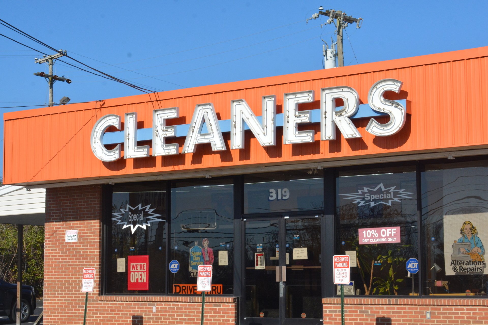 North Nashville Business Dictornay