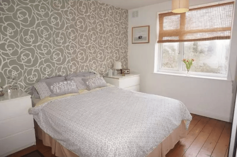 Exterior painting Top Coat Decorating Services