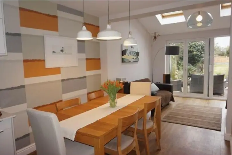 Exterior painting Top Coat Decorating Services