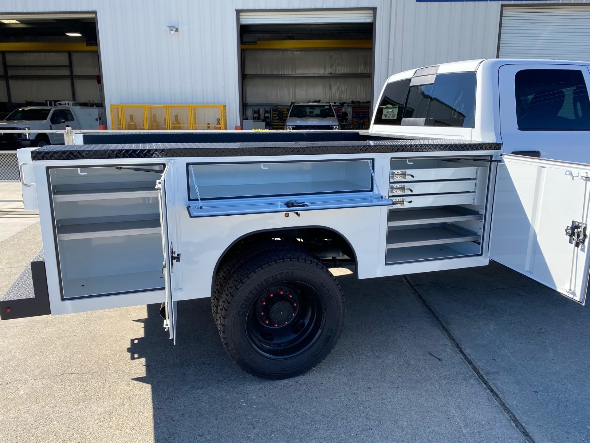 Camper Bodies Diamond Truck Bodies