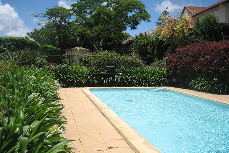 pool before renovation holland park