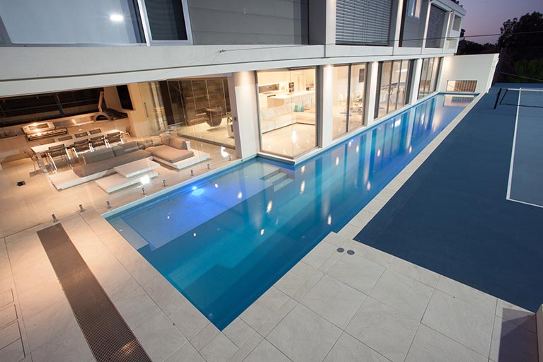 lit up lap pool bowen hills