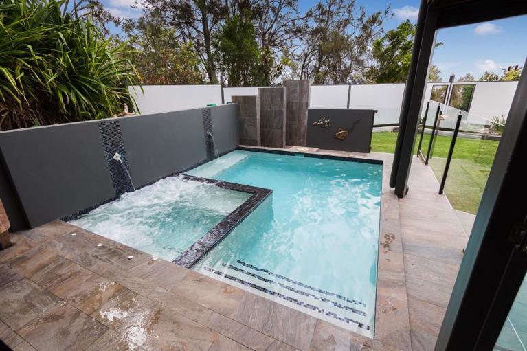 Norfolk Pools Redland Bay Project 01