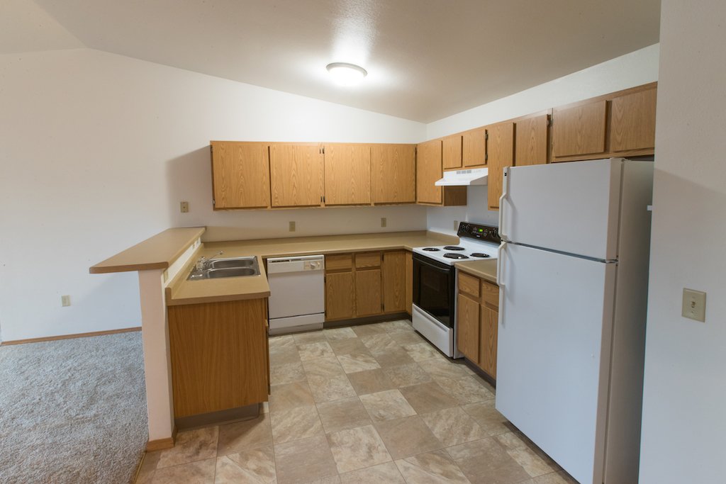 Tamarack Trails Apartments Diamond Property Management