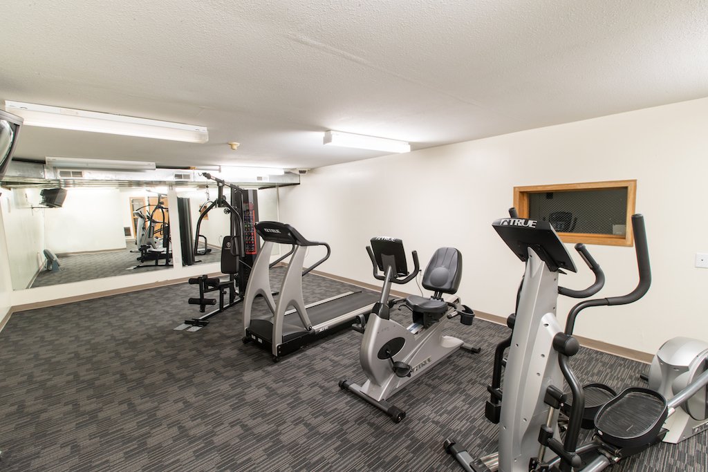 Chestnut Ridge Apartments Diamond Property Management