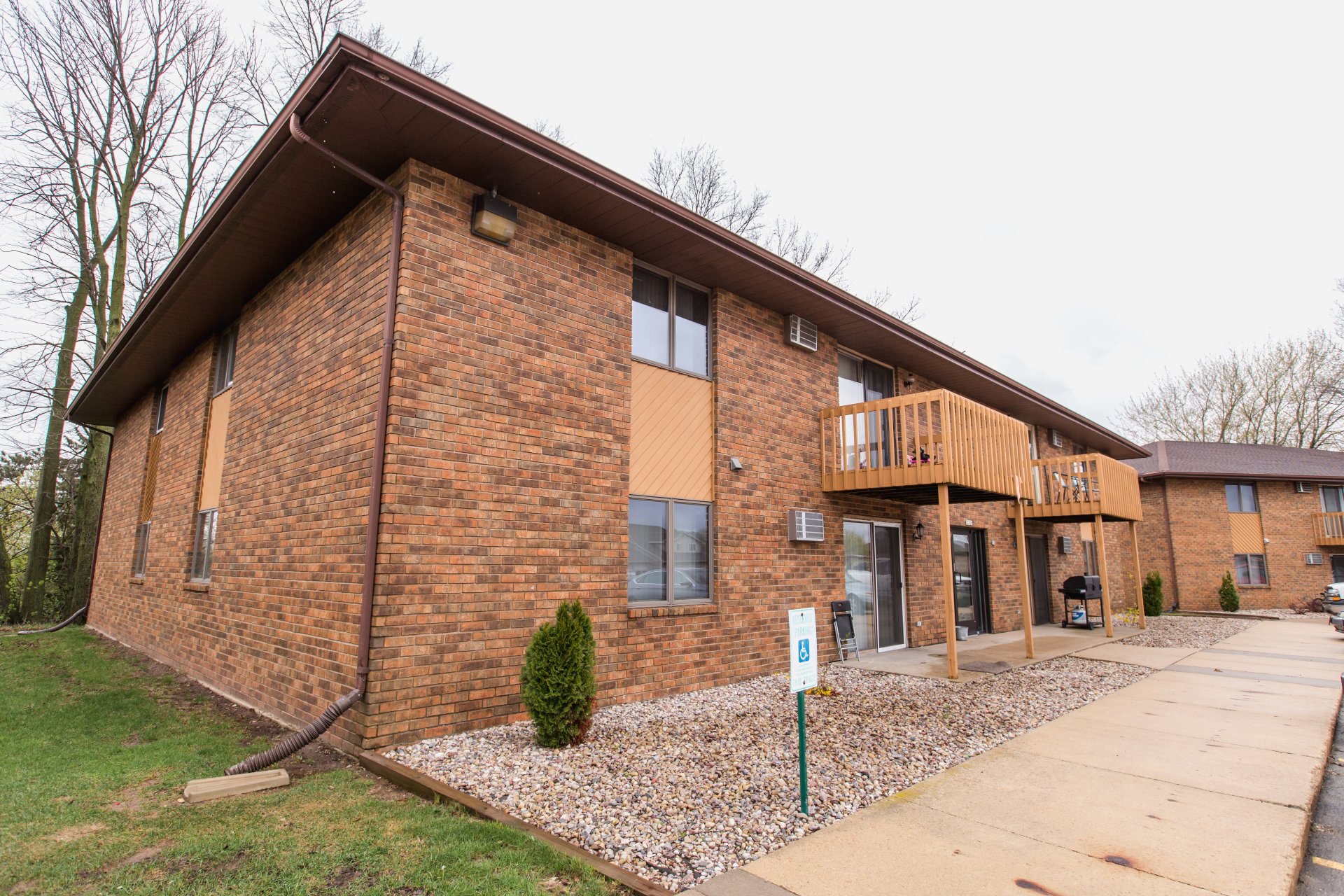 Washington Square Apartments Diamond Property Management