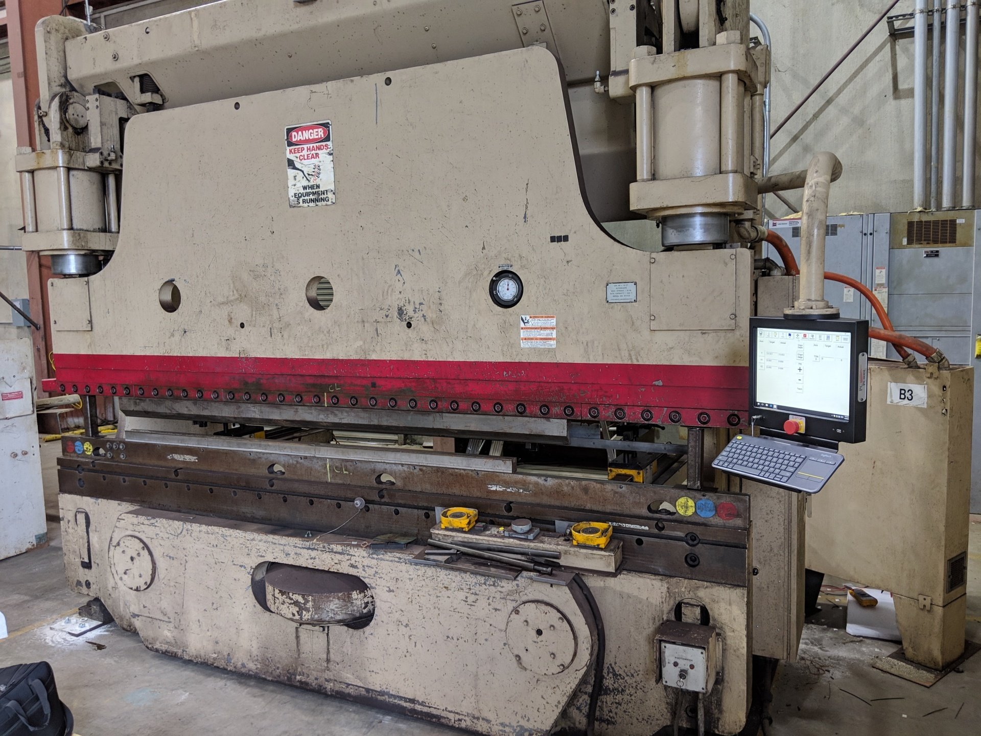 Cincinnati Press Brake Control Upgrade PC Controls