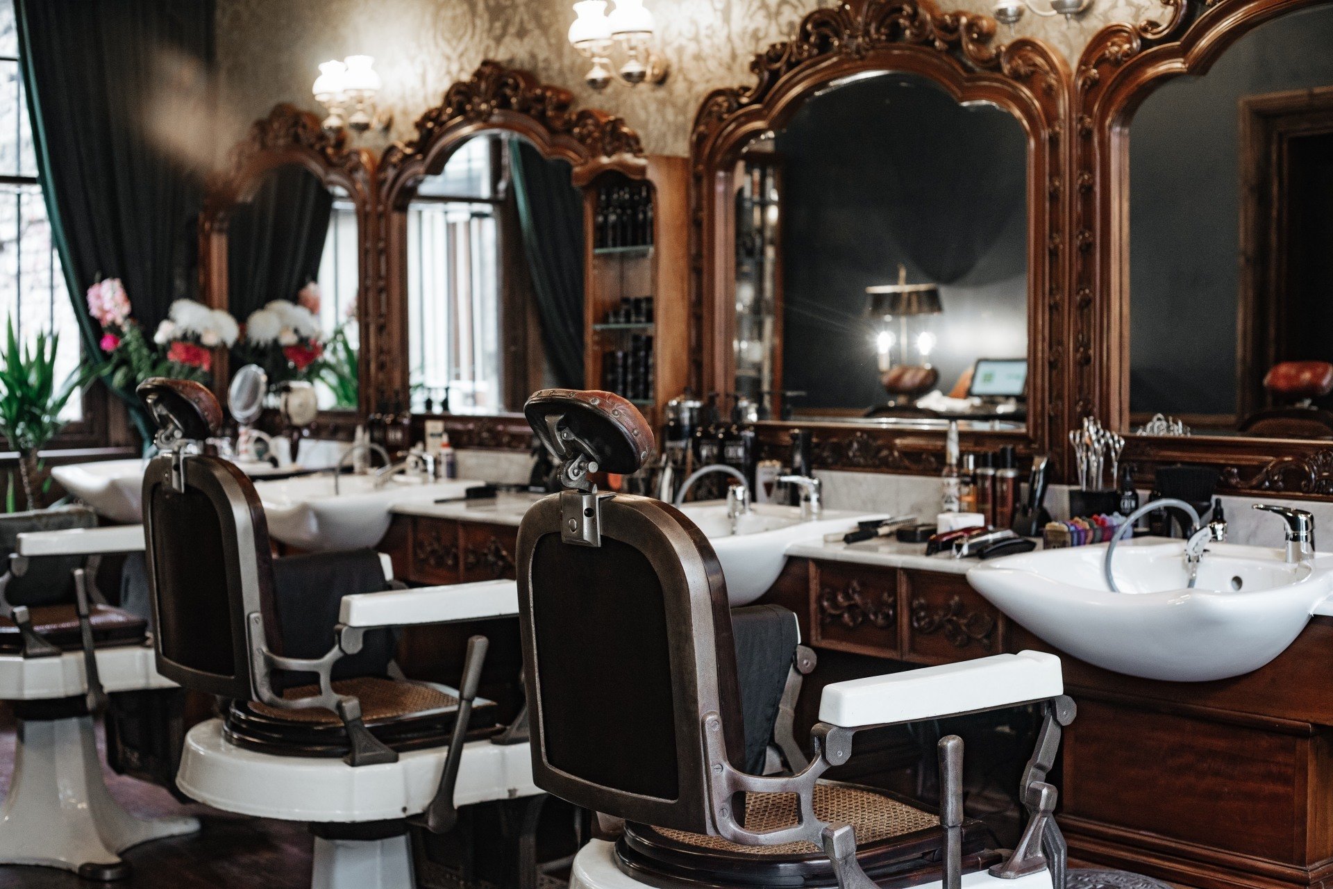 Experienced men's hairdressers | Man Cave Barbers