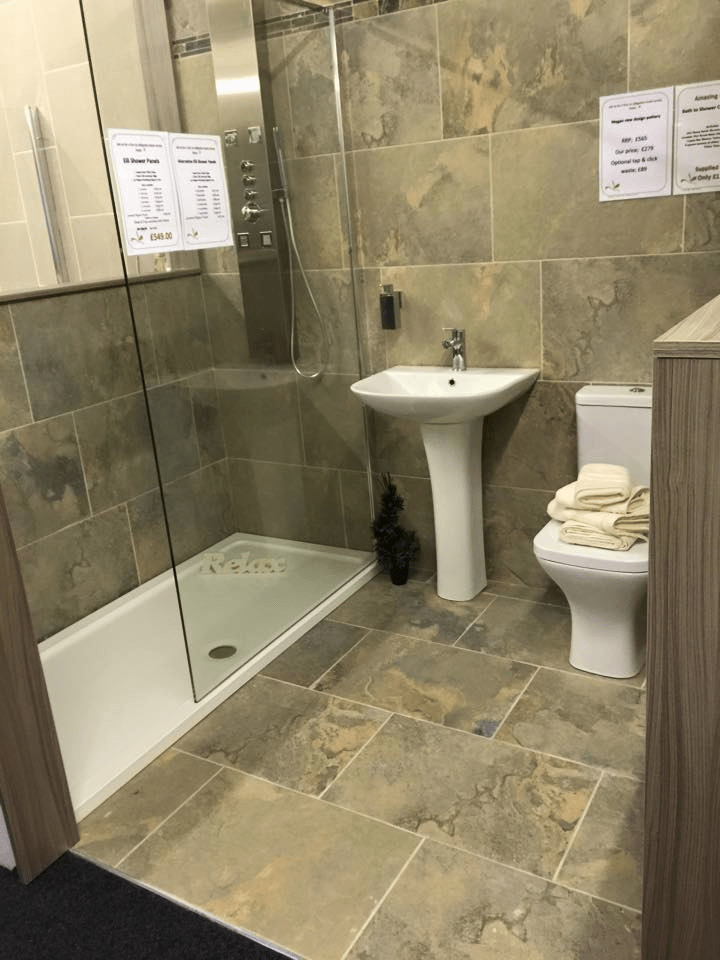 Bath To Shower Conversions | Leeds, West Yorks - Apple Fitted Ltd