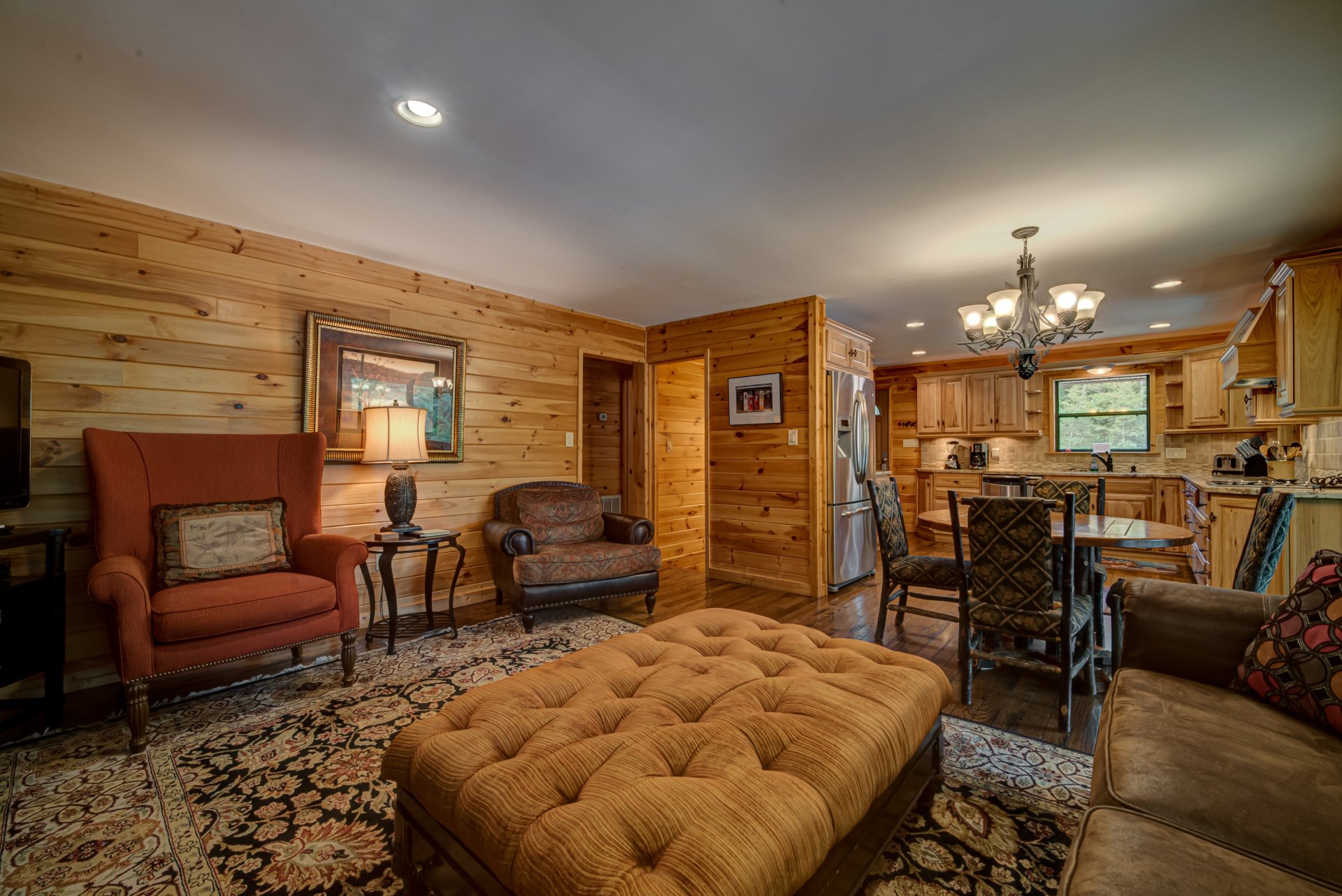 Luxurious rental lake house on lake Nottely in North