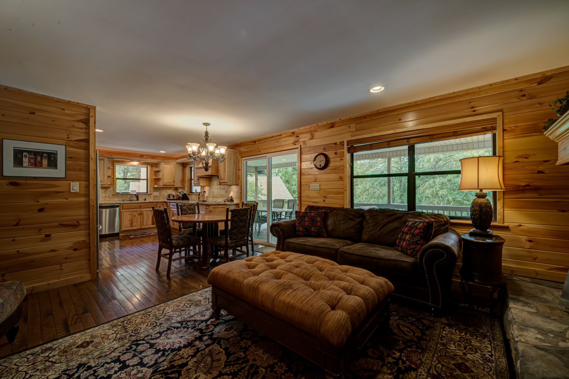 Luxurious rental lake house on lake Nottely in North