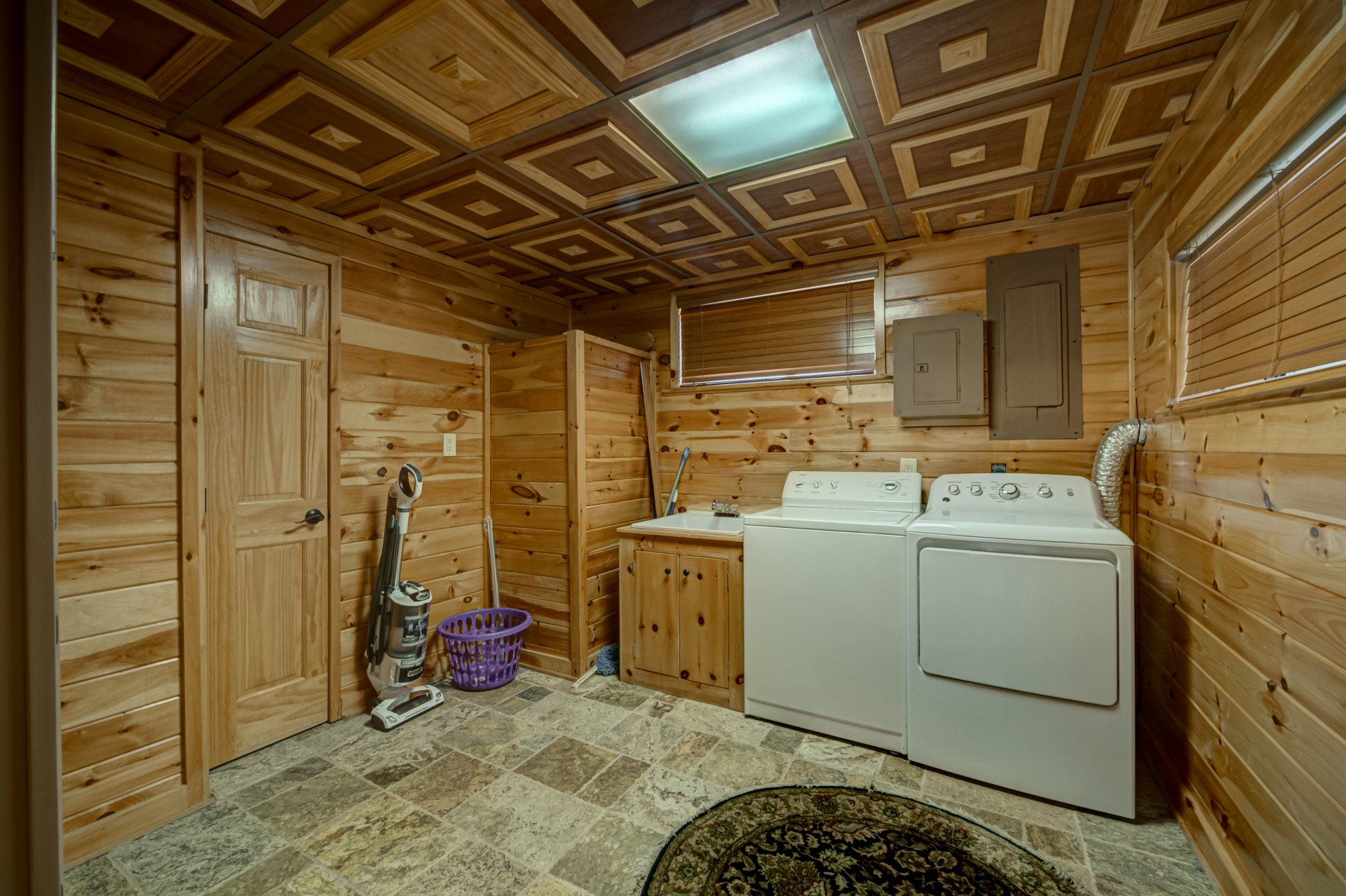 Luxurious rental lake house on lake Nottely in North