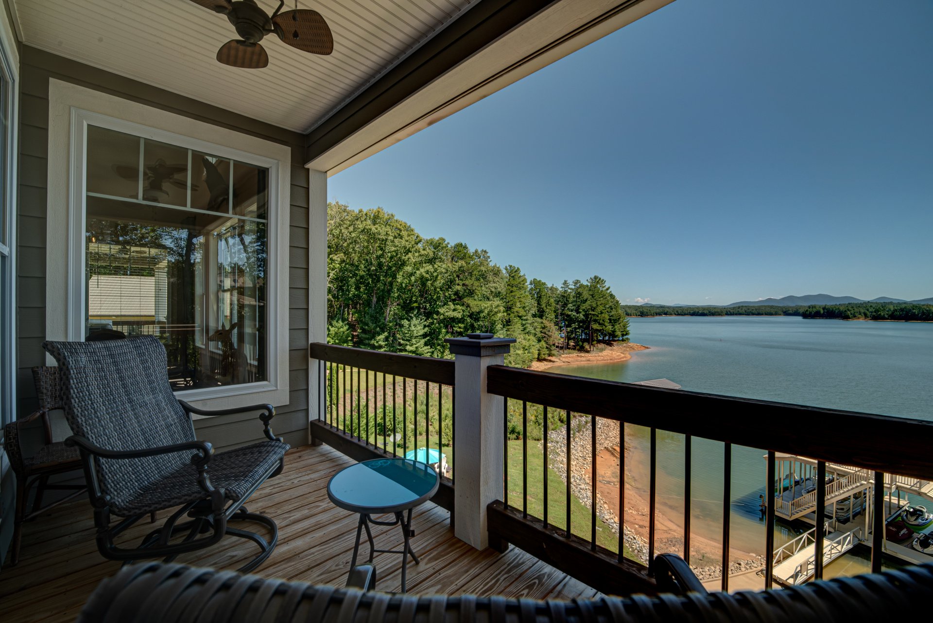 Lakeside Landing rental lake house on lake Nottely in North