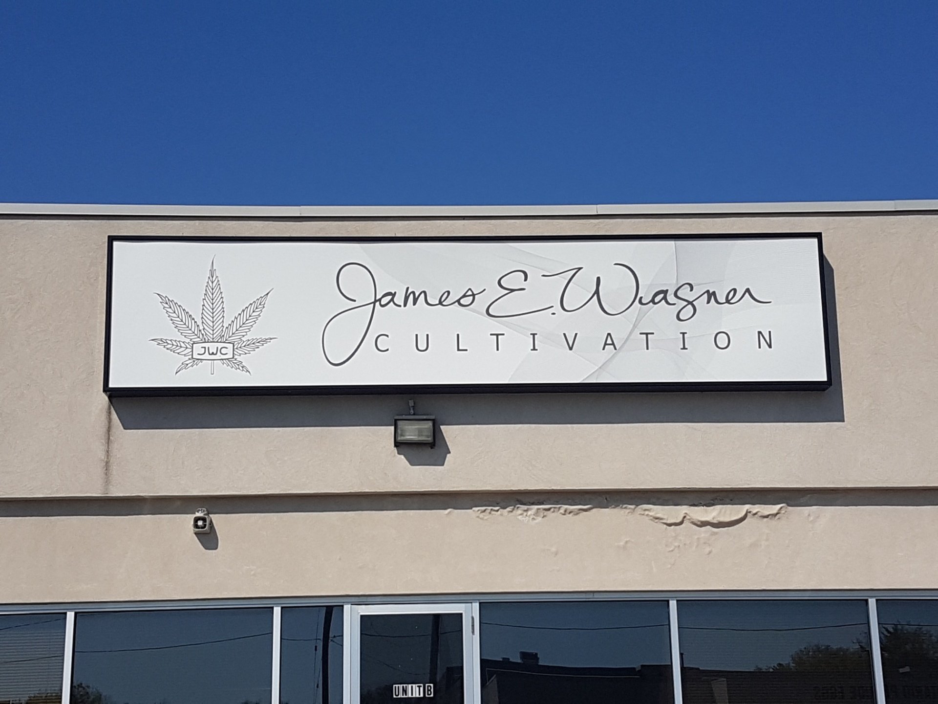 Custom Signs & Graphics