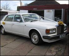 wedding cars - Birmingham - BJK Wedding Cars and Limousines - car hire