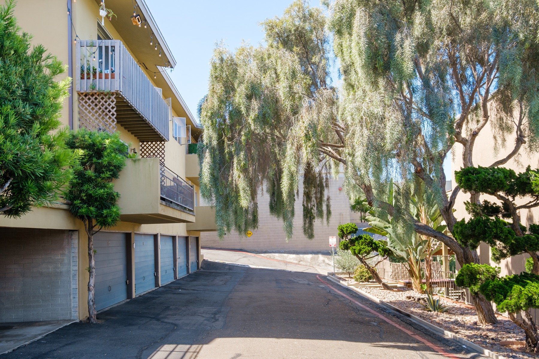 San Diego, CA Apartments for Rent Mission Hills View Online