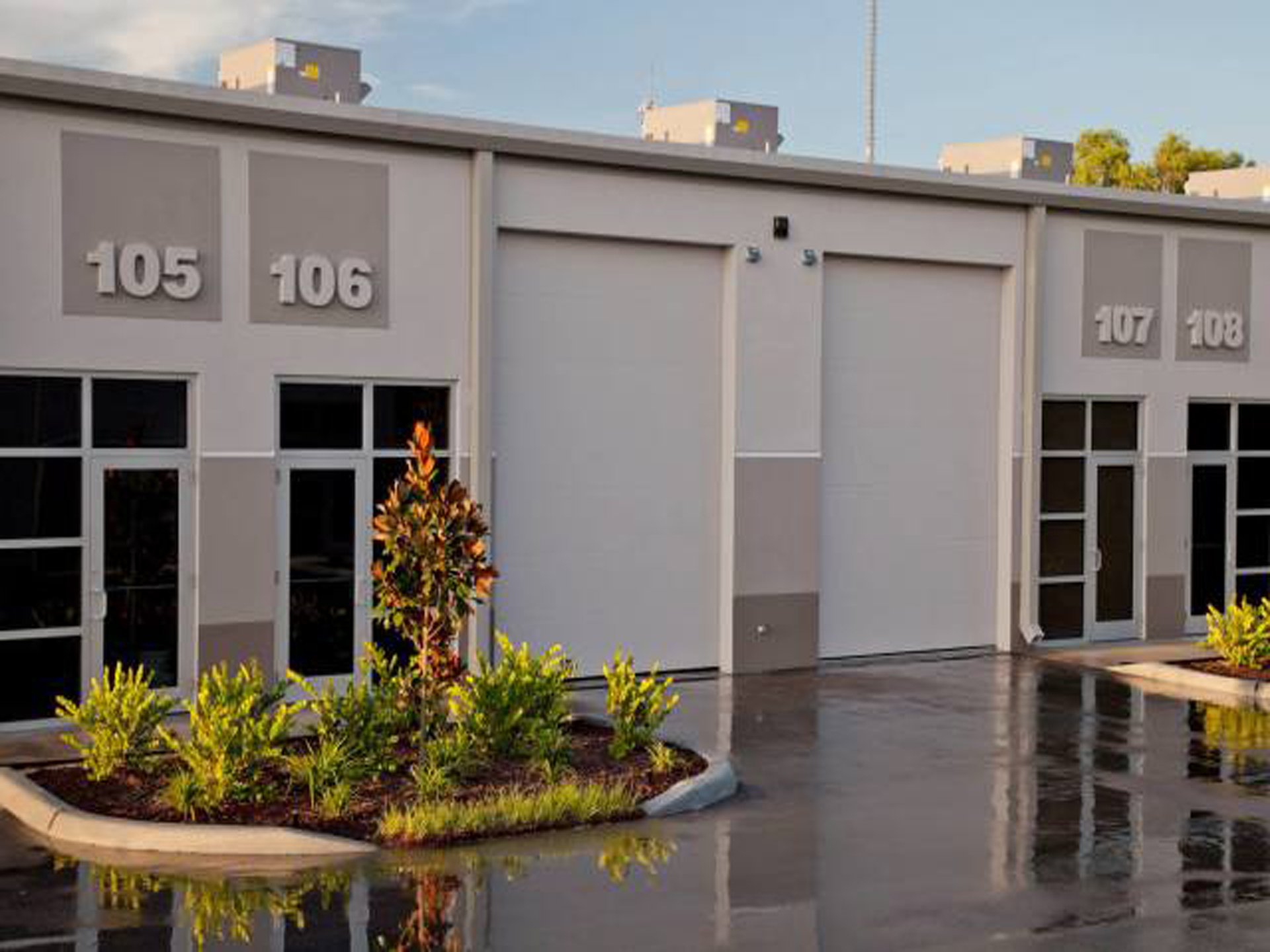 Garage Door Experts Naples, FL Garage Doors of Naples