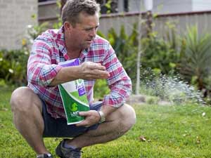 Wet_weather_lawn_care__0002_Jason