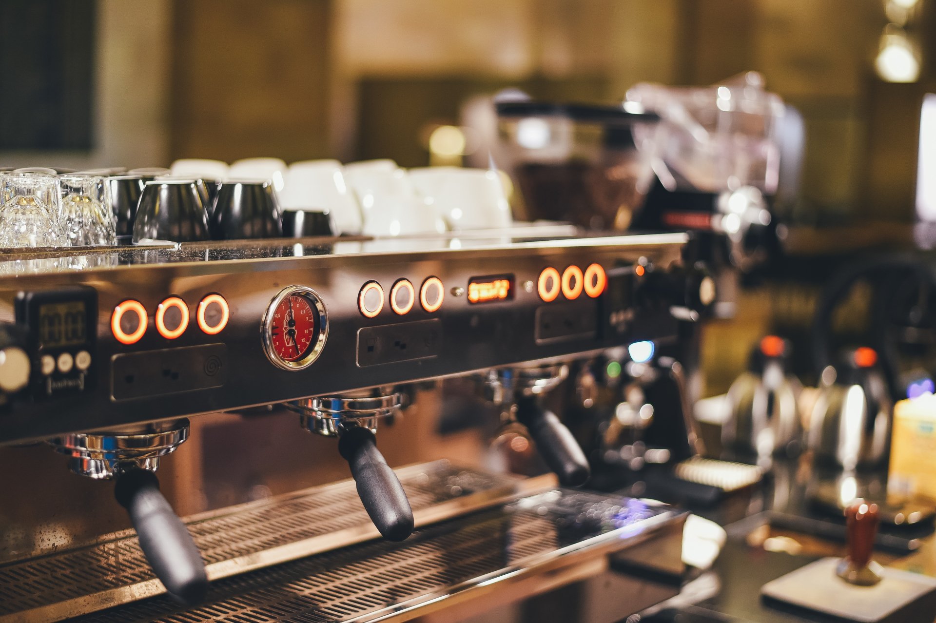 Coffee machine servicing and repairs at Bomo Roast
