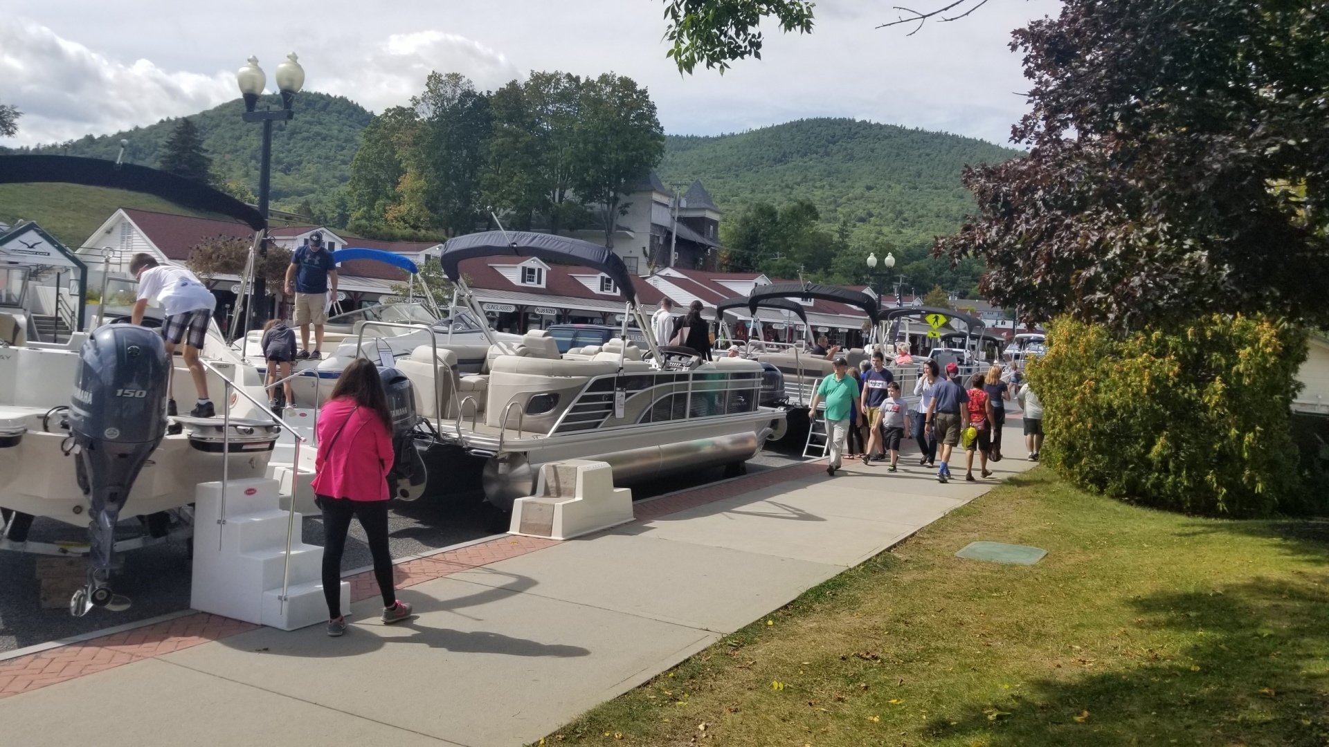 The top boat dealers in the Lake NY area