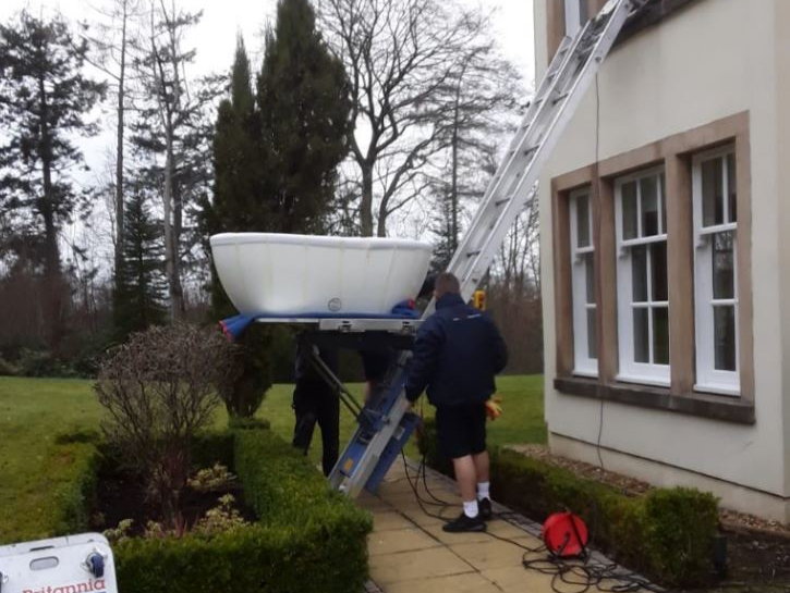 Removal hoist hire Britannia Hoist Hire