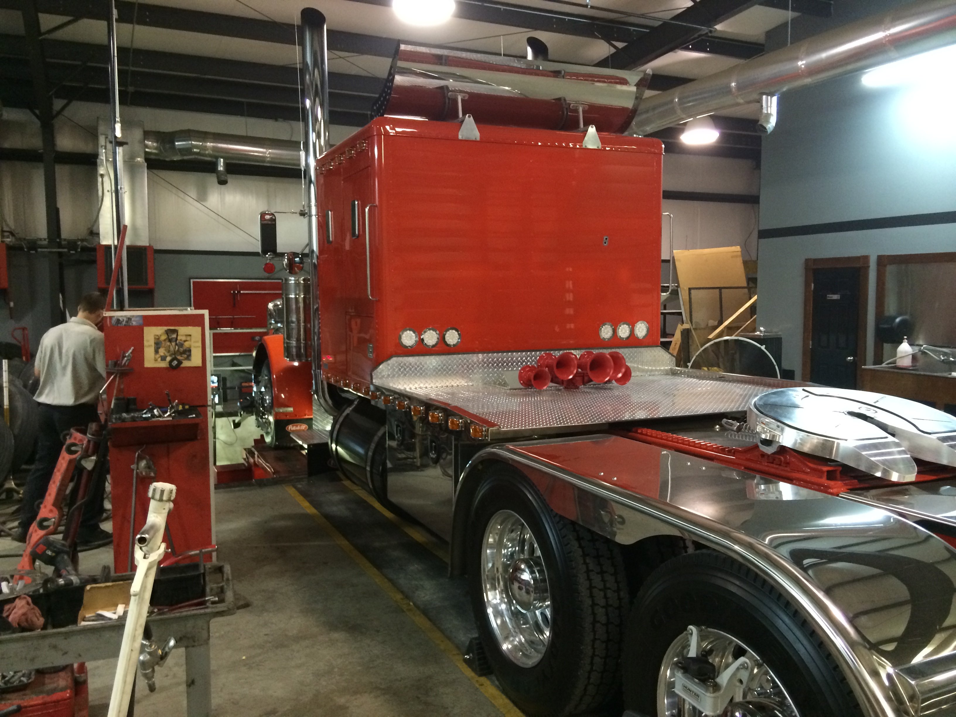 Semi Truck Alignment Shop Little Rock, AR 3 Axle Alignment