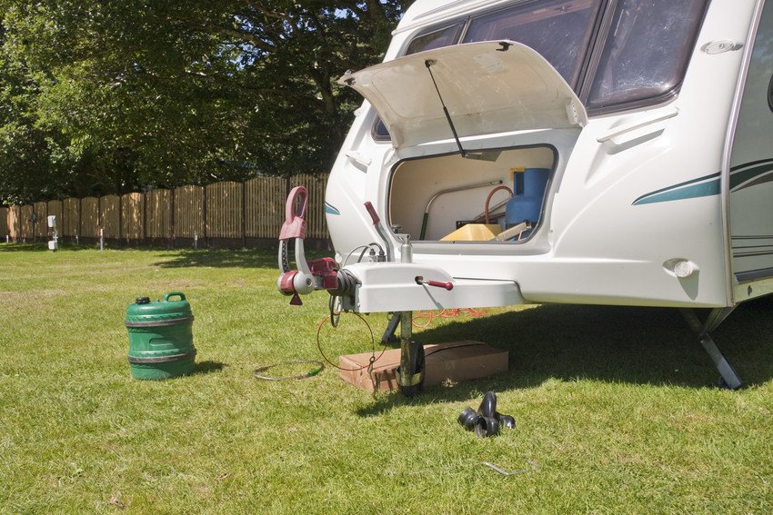 Caravan servicing I Affordable Caravans (Mobile Service)