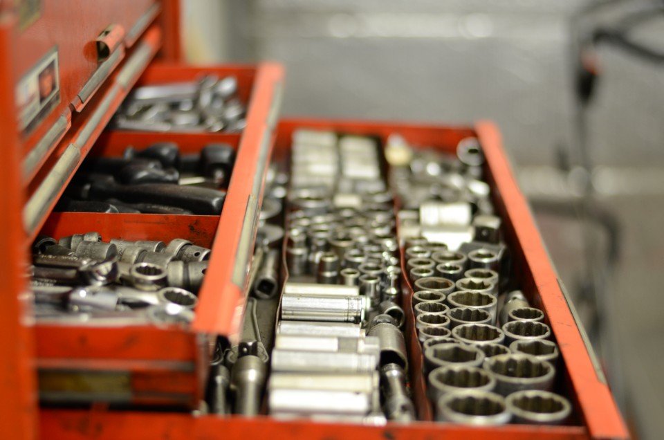 Engineering supplies, tools, hardware Cardiff NSW