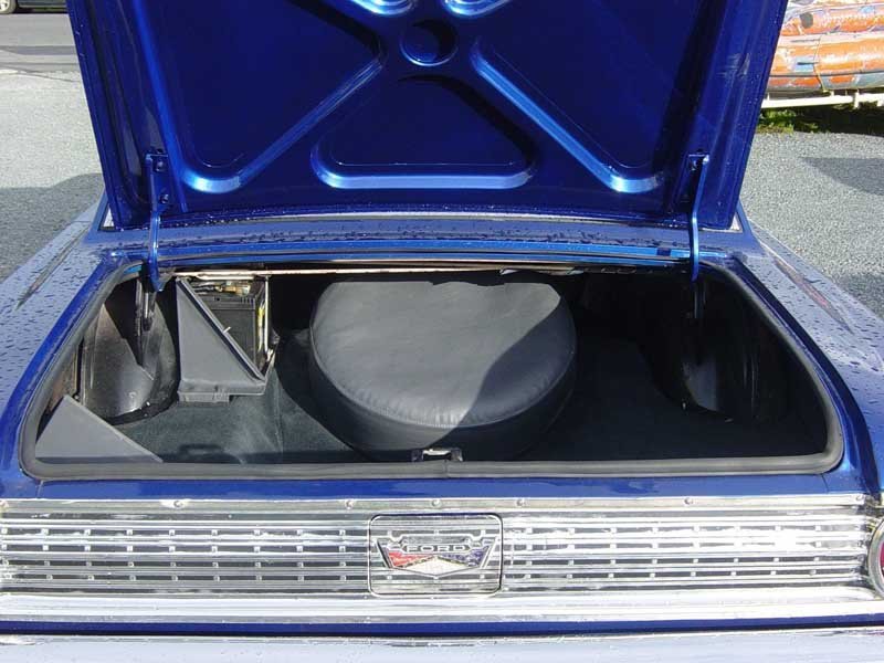 boot of ford sedan