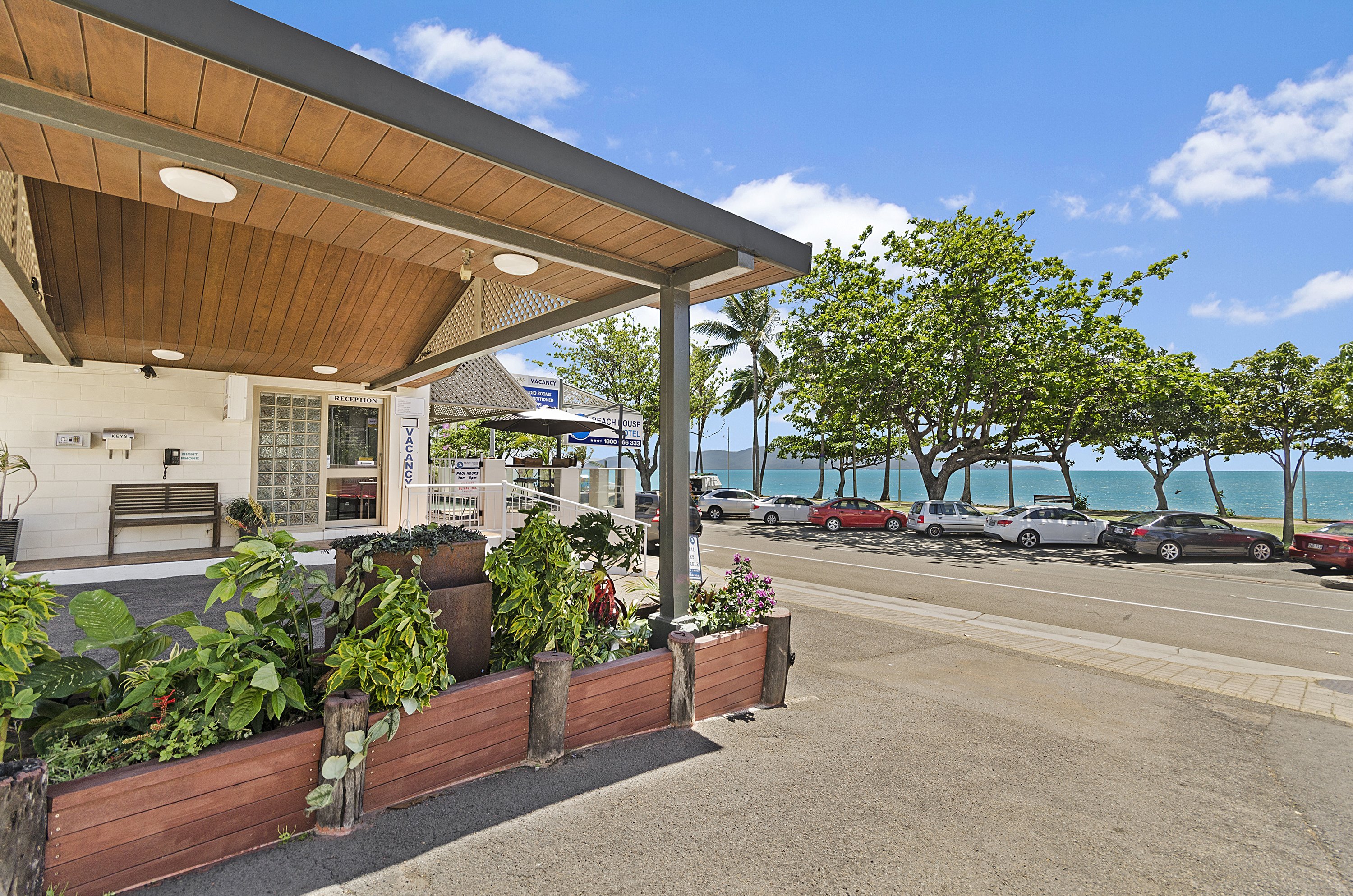 Motel Townsville Beach House Motel