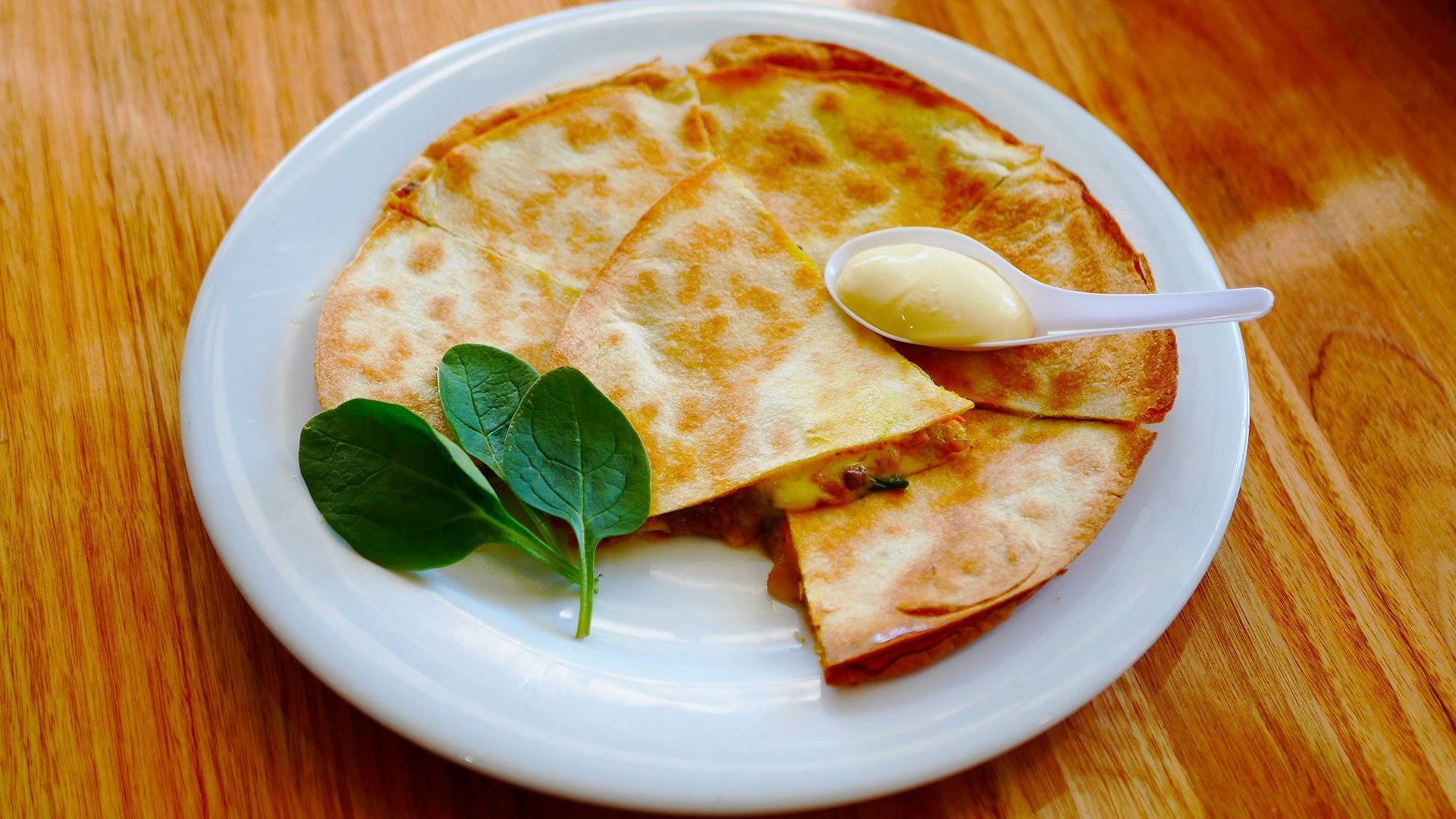 Chop 'n Chill Street Eats: Indian Curry Beef Quesadilla