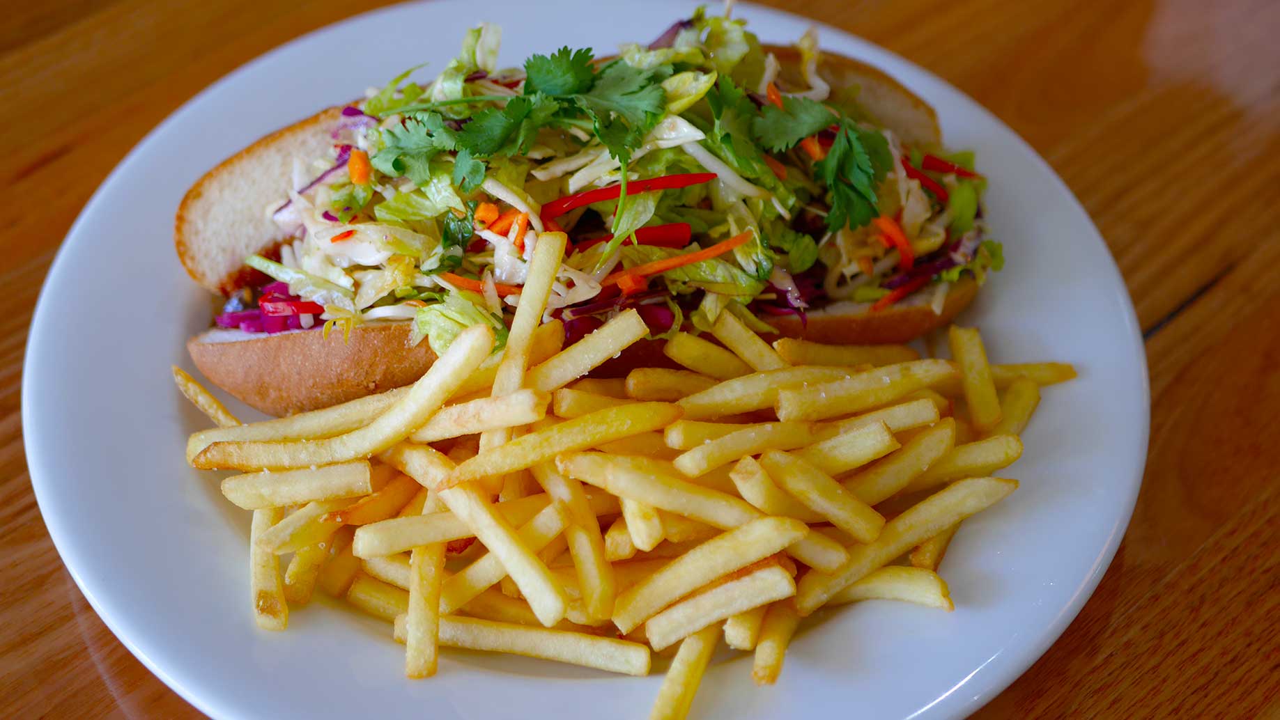 German Viet Roll – Bratwurst Sauerkraut