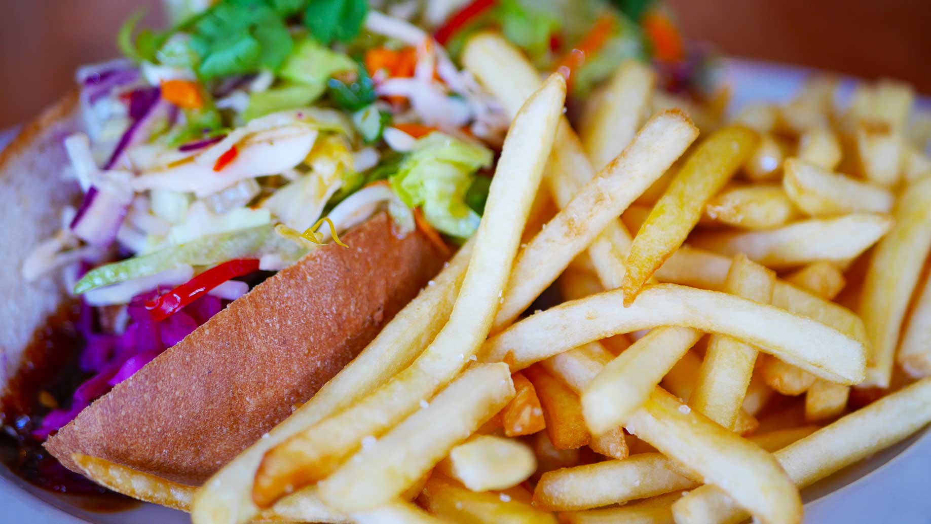 German Viet Roll – Bratwurst Sauerkraut