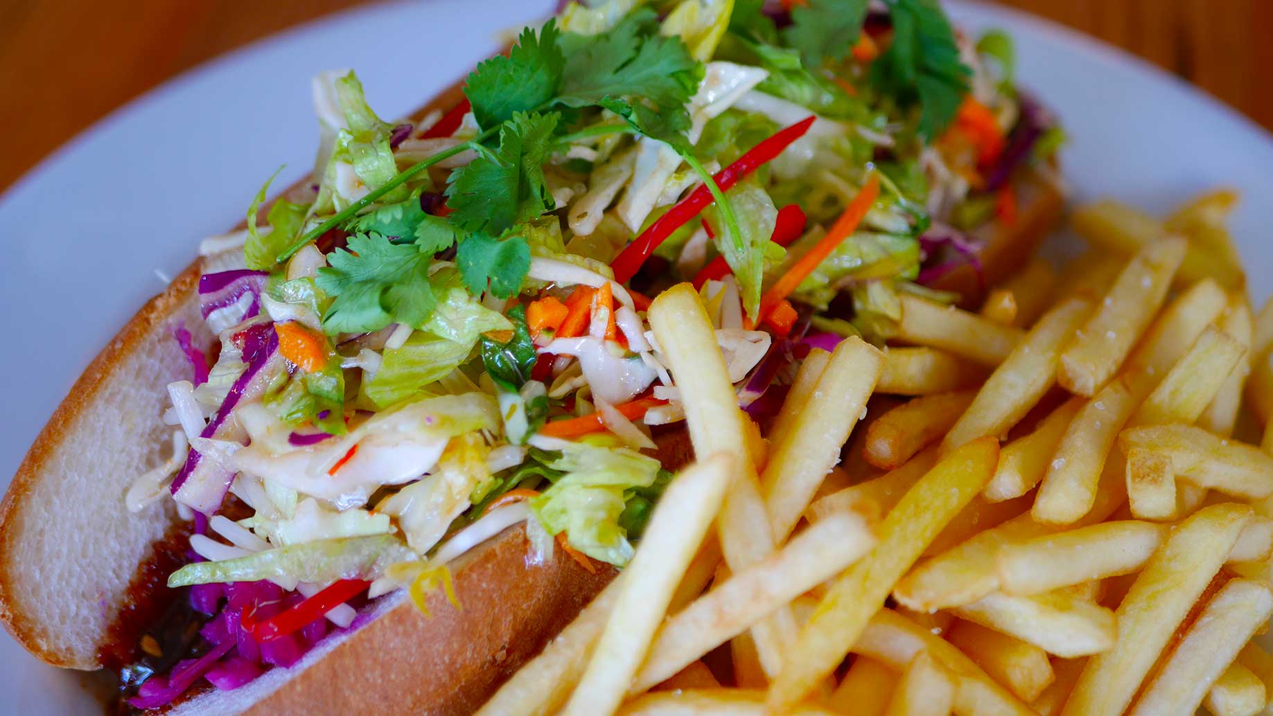 German Viet Roll – Bratwurst Sauerkraut