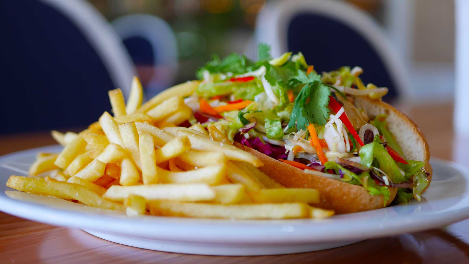 German Viet Roll – Bratwurst Sauerkraut