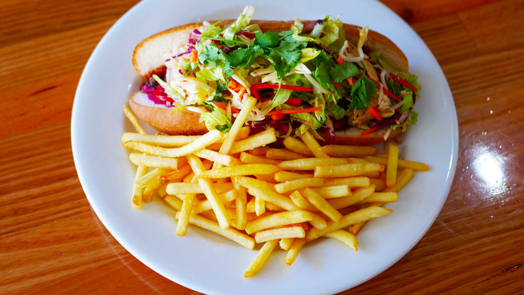 German Viet Roll – Bratwurst Sauerkraut