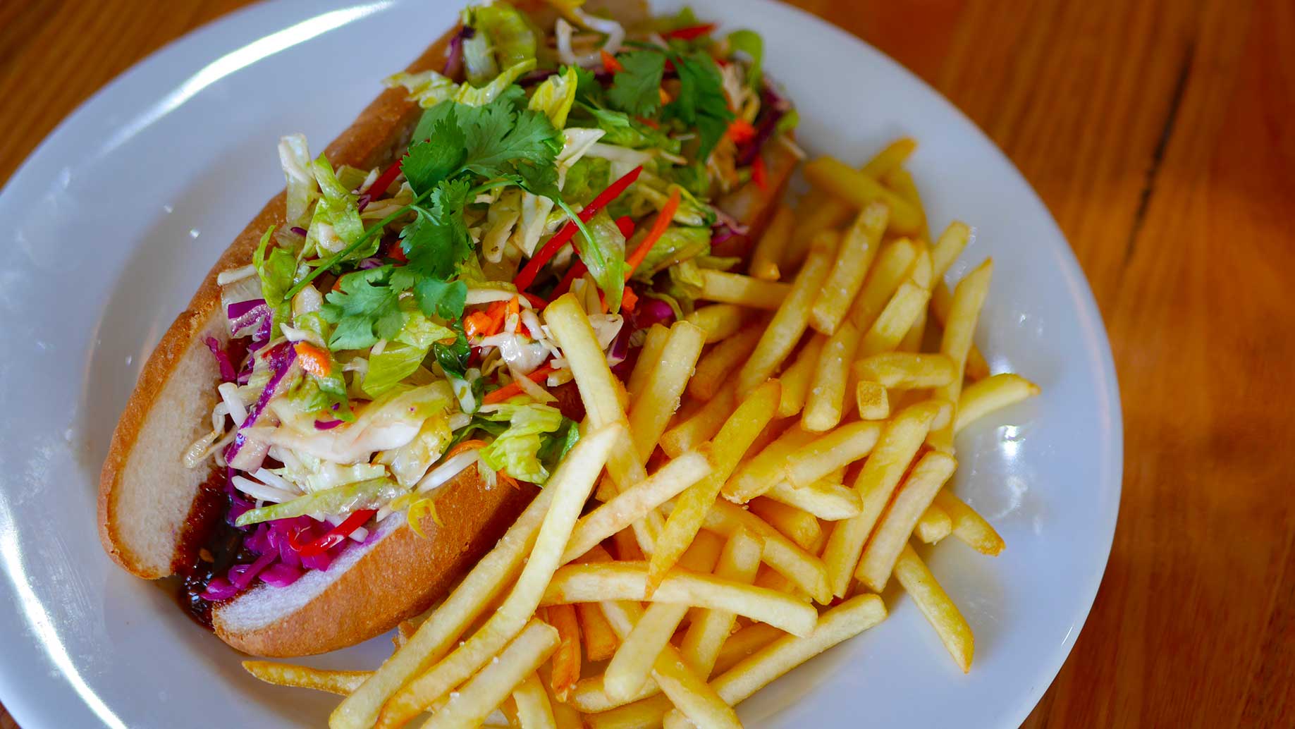 German Viet Roll – Bratwurst Sauerkraut