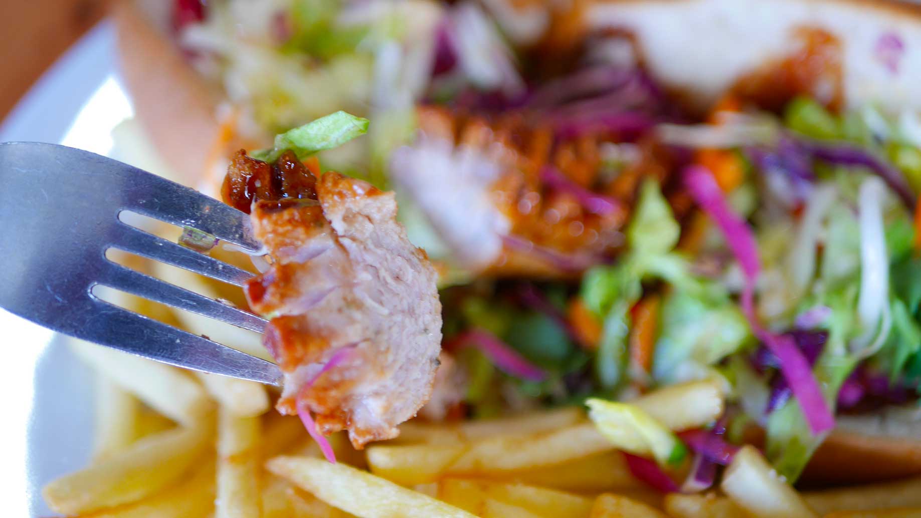 German Viet Roll – Bratwurst Sauerkraut